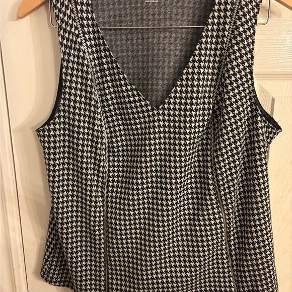 Lane Bryant Black and White Fitted Houndstooth Tank Top size 14/16 - Picture 1 of 7